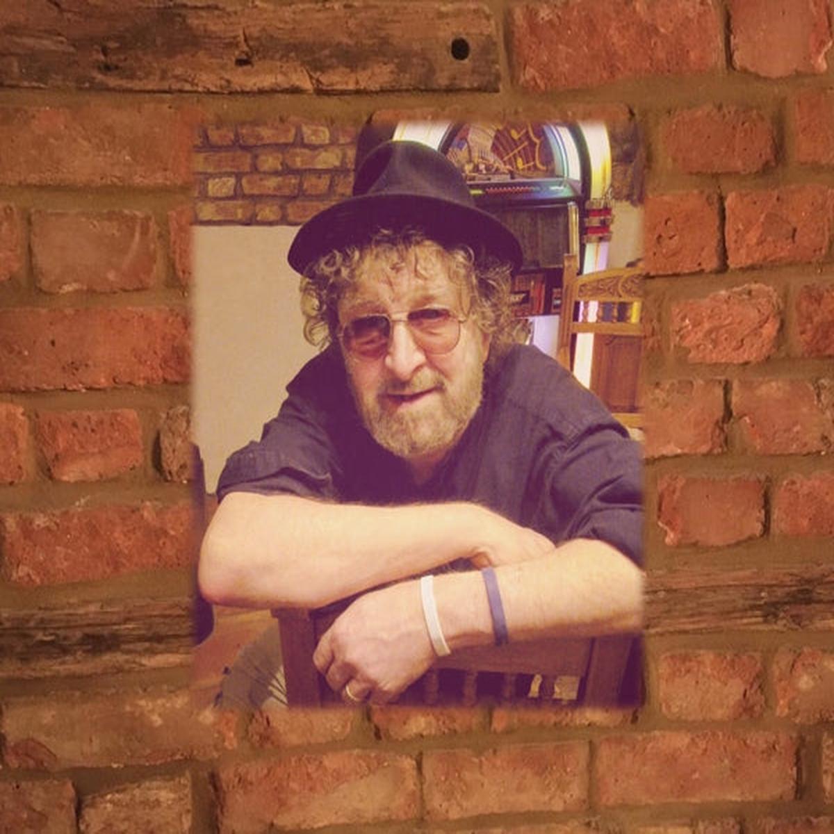 Chas Hodges – Right At Home (LP)